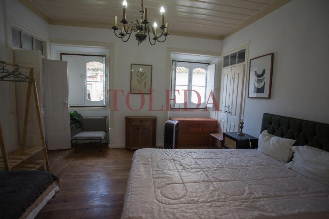 Moradia T9 para Venda em Salvaterra de Magos e Foros de Salvaterra Foto 6