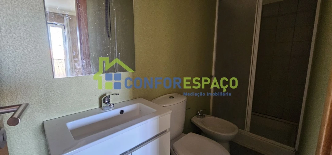 Apartamento T1 para Arrendamento em Castelo Branco Foto 13