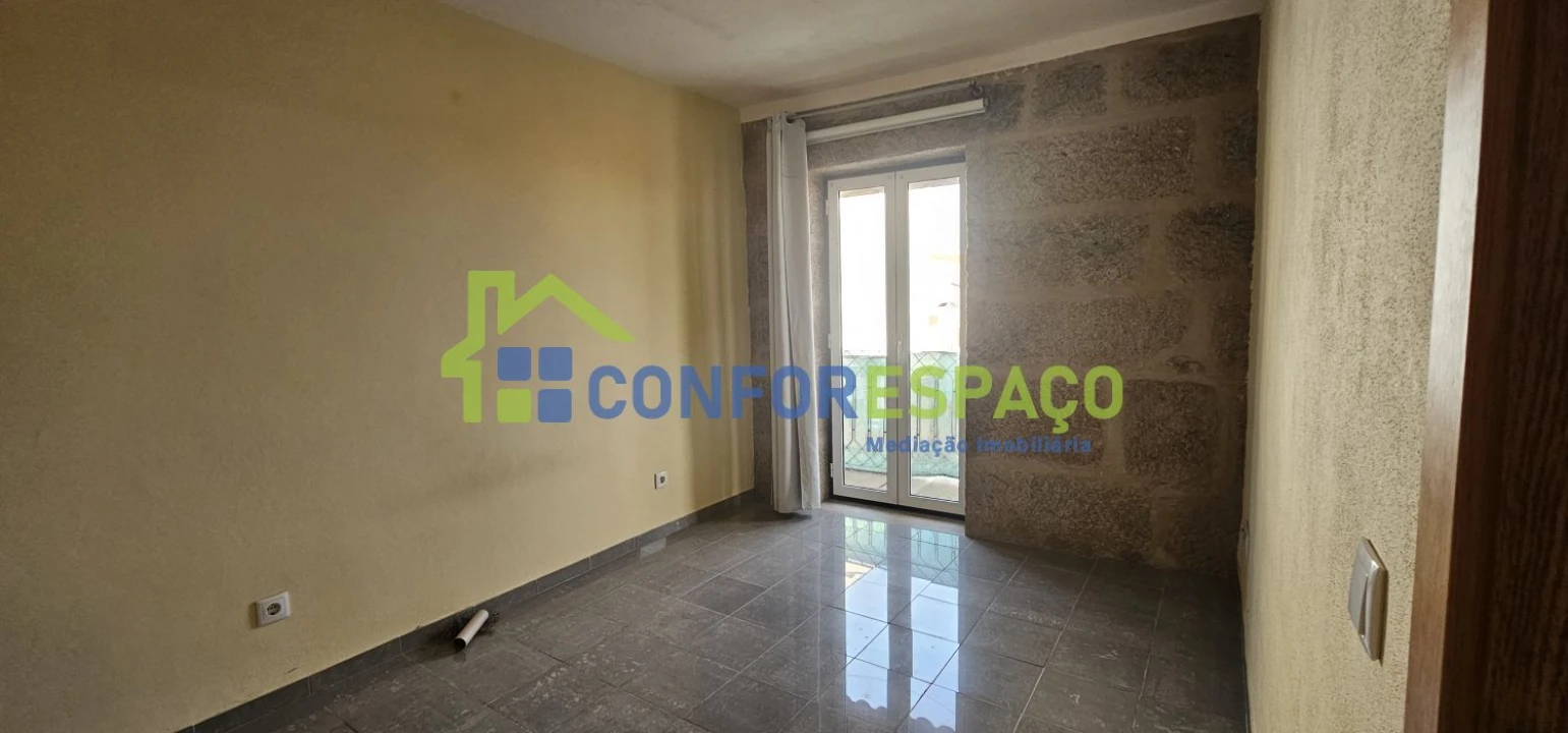 Apartamento T1 para Arrendamento em Castelo Branco Foto 7