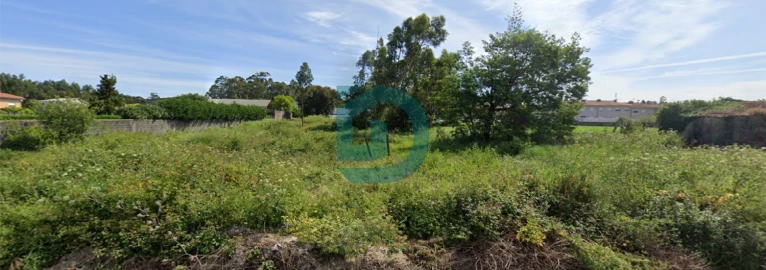 Terreno para Venda em Vilar e Mosteiró