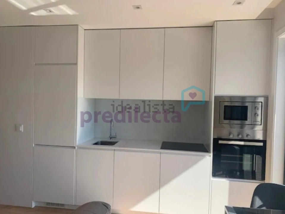 Apartamento T1 para Arrendamento em Paranhos Foto 7