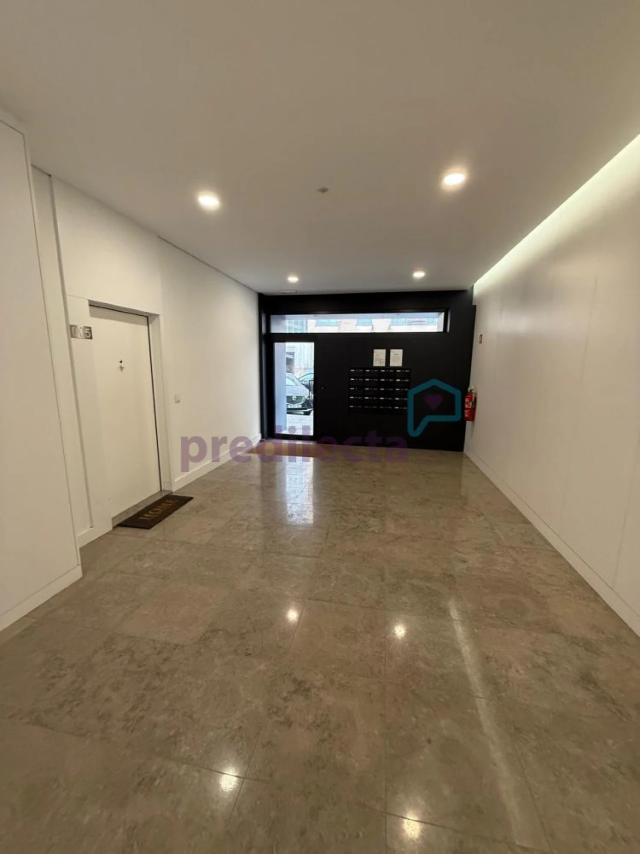 Apartamento T1 para Arrendamento em Paranhos Foto 16