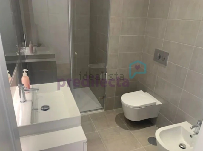 Apartamento T1 para Arrendamento em Paranhos Foto 19