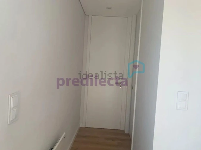 Apartamento T1 para Arrendamento em Paranhos Foto 12