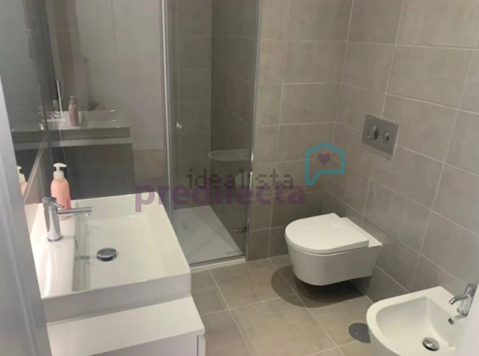 Apartamento T1 para Arrendamento em Paranhos Foto 19