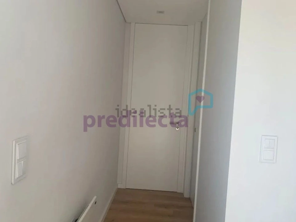 Apartamento T1 para Arrendamento em Paranhos Foto 12