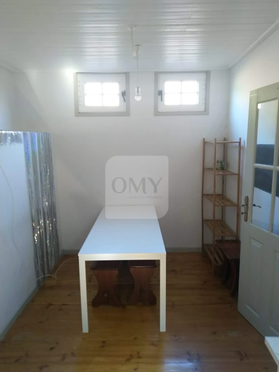 Moradia T5 para Arrendamento em Nossa Senhora da Conceição, São Pedro e São Dinis Foto 2