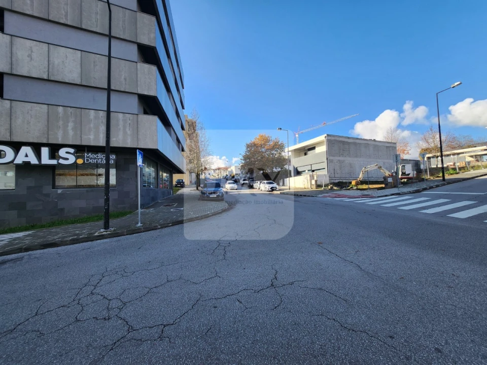 Terreno para Venda em Nossa Senhora da Conceição, São Pedro e São Dinis Foto 1