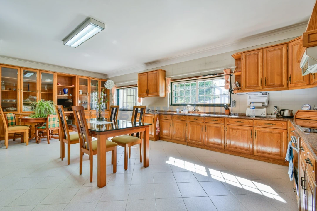 Quinta T6 para Venda em Nossa Senhora do Pranto Foto 13