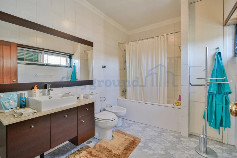 Quinta T6 para Venda em Nossa Senhora do Pranto Foto 46