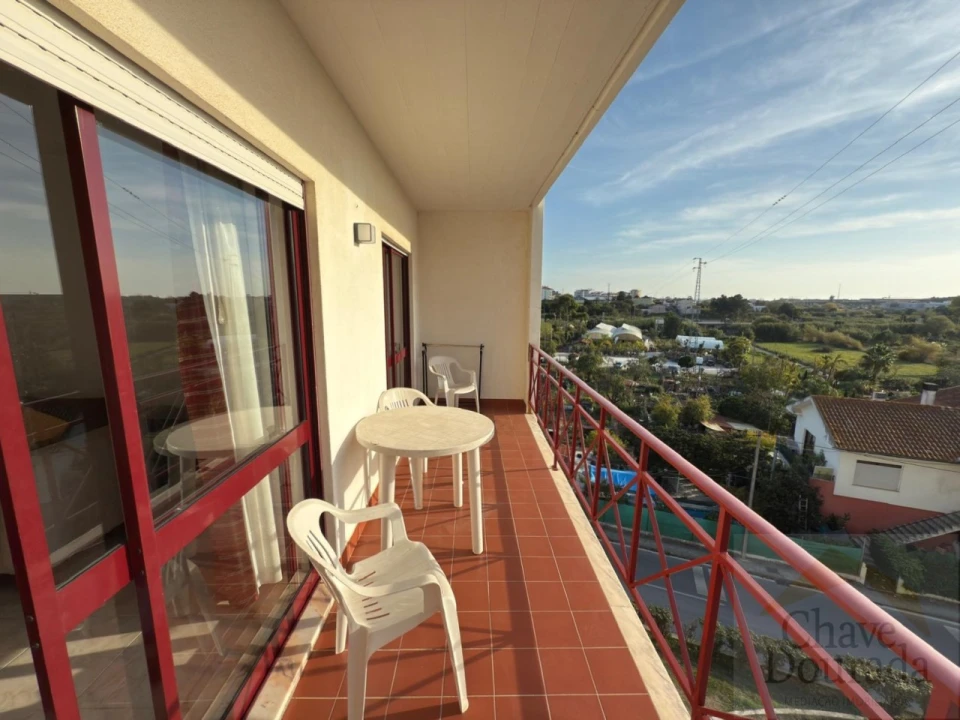 Apartamento T2 para Arrendamento em Tavarede Foto 1