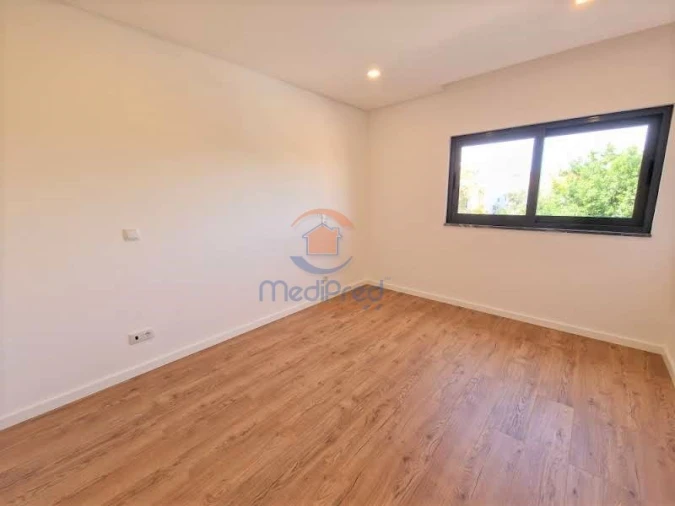 Apartamento T3 para Venda em Loures Foto 9