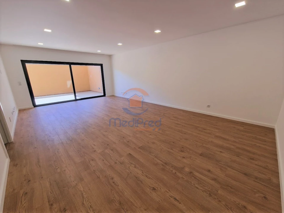 Apartamento T3 para Venda em Loures Foto 1