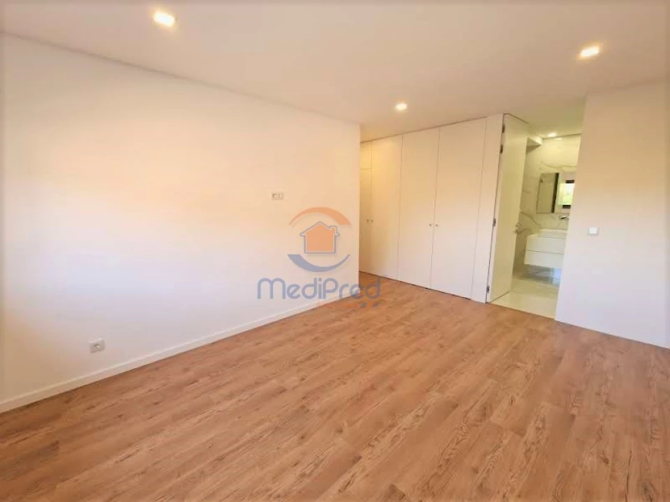 Apartamento T3 para Venda em Loures Foto 15