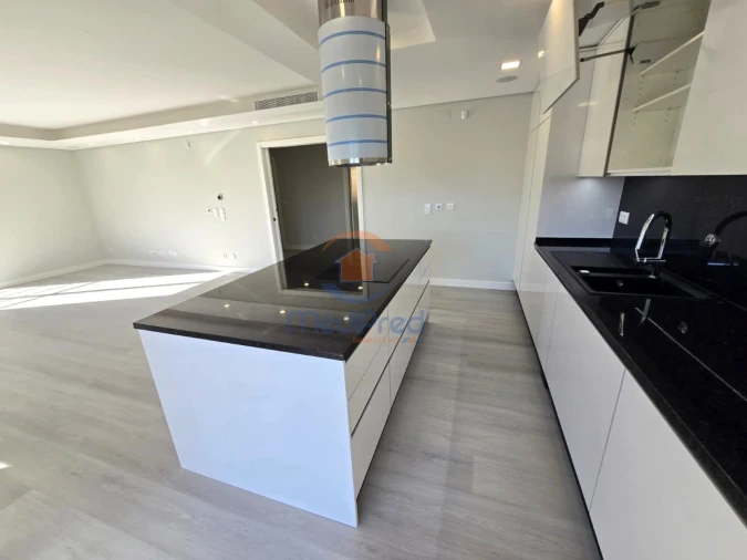 Apartamento T2 para Venda em Ramada e Caneças Foto 7