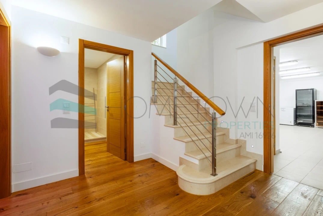 Moradia T4 para Venda em Almancil Foto 26