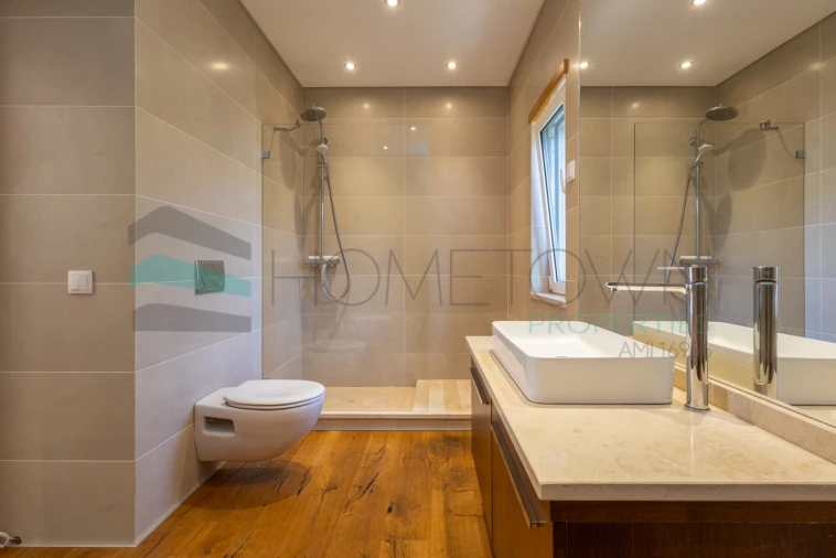 Moradia T4 para Venda em Almancil Foto 18