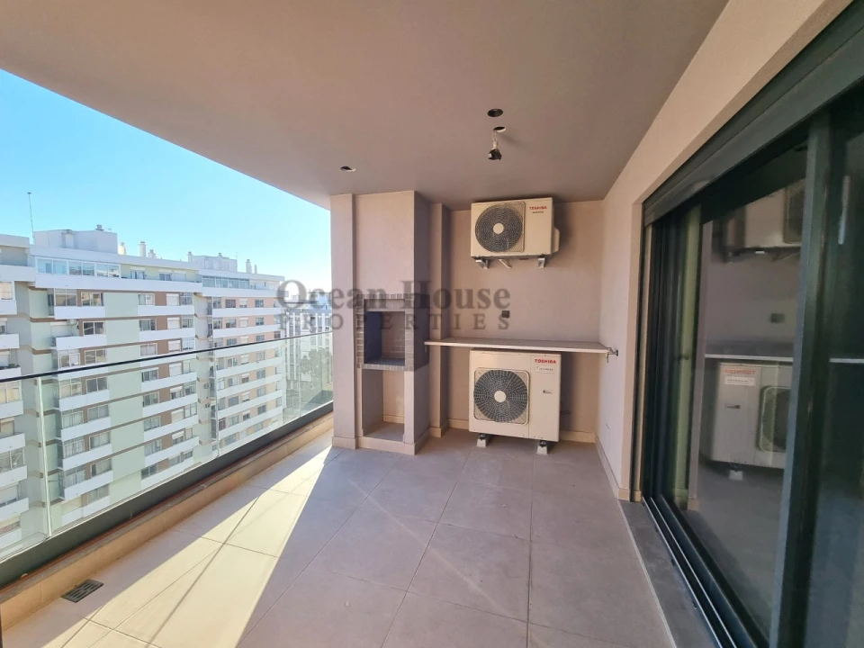 Apartamento T5 para Venda em Faro (Sé e São Pedro) Foto 7