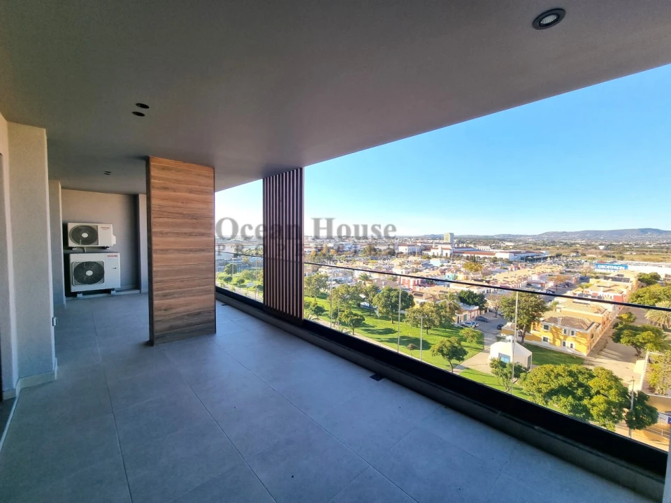 Apartamento T5 para Venda em Faro (Sé e São Pedro) Foto 14