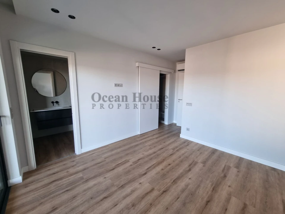 Apartamento T5 para Venda em Faro (Sé e São Pedro) Foto 30