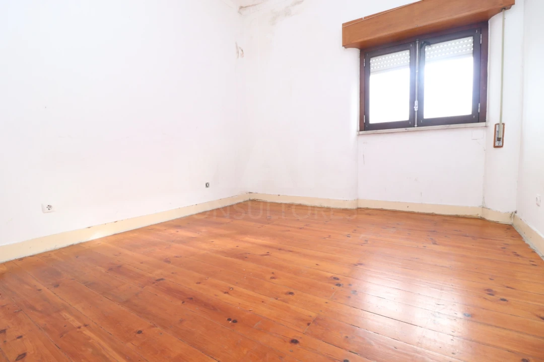 Apartamento T1 para Venda em Samora Correia Foto 11