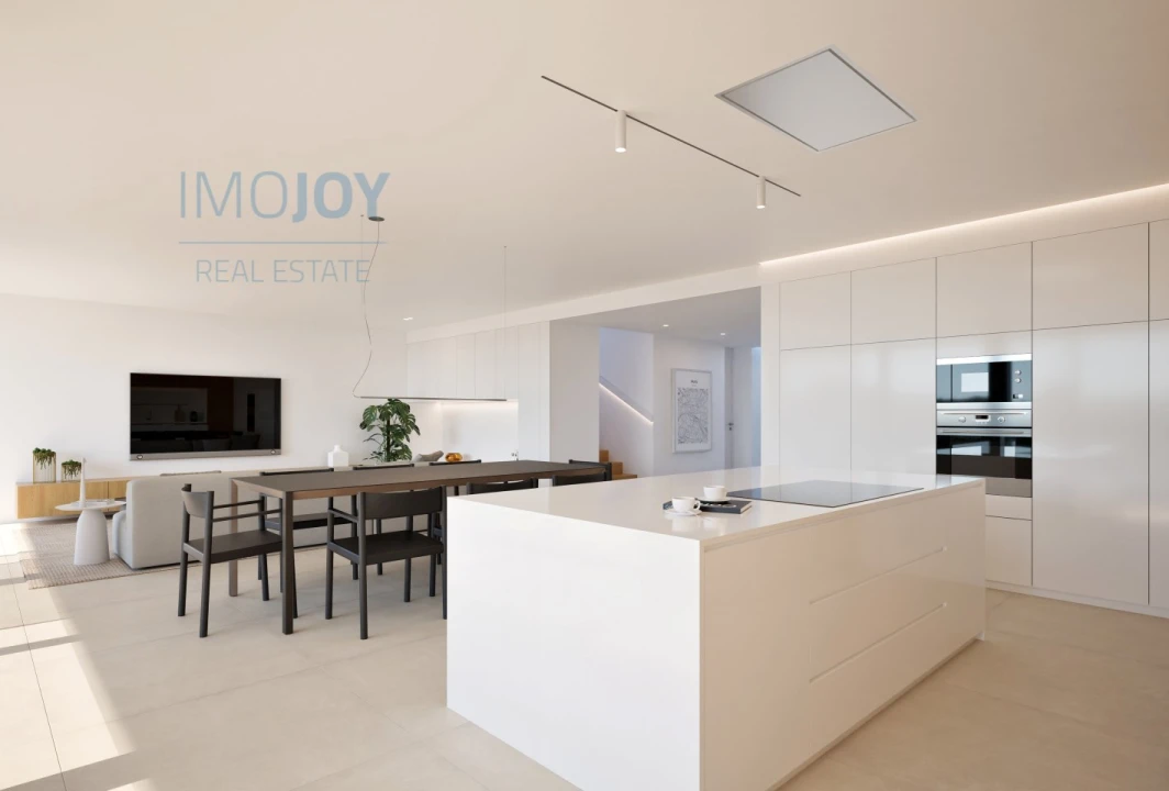 Moradia T4 para Venda em Lagos (São Sebastião e Santa Maria) Foto 7