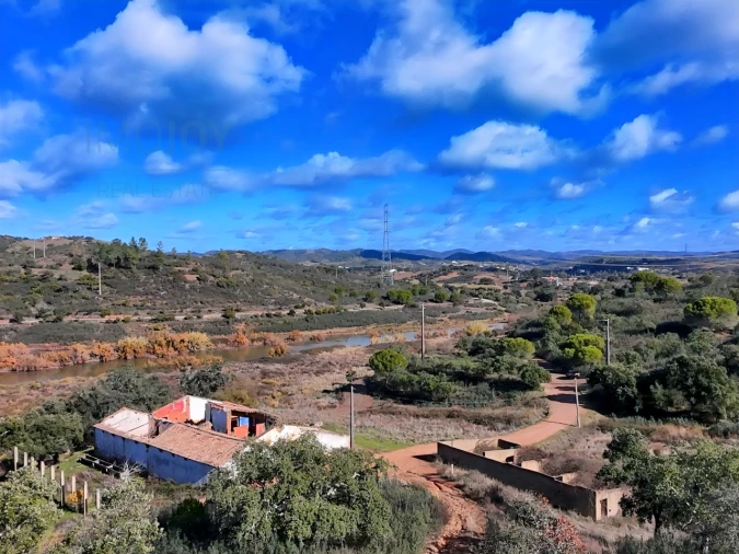 Quinta T1 para Venda em São Bartolomeu de Messines