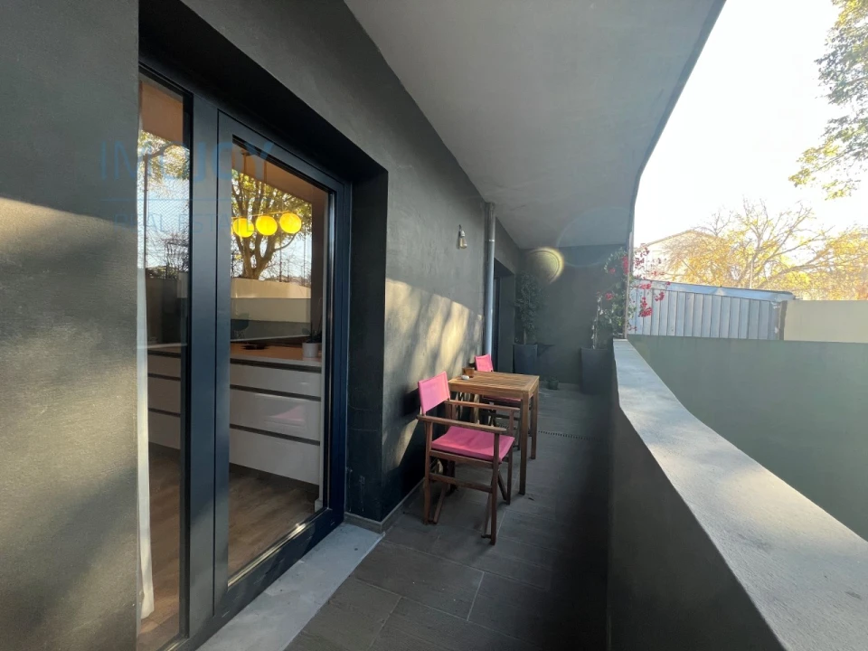 Apartamento T2 para Arrendamento em Ramalde Foto 12