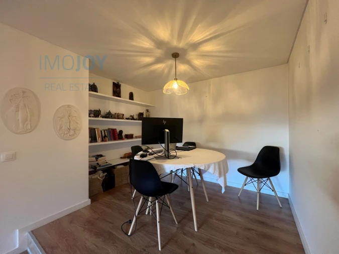 Apartamento T2 para Arrendamento em Ramalde Foto 9