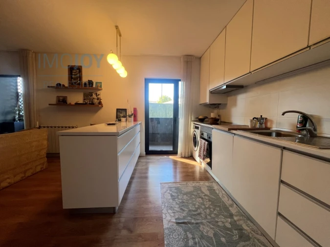 Apartamento T2 para Arrendamento em Ramalde Foto 11