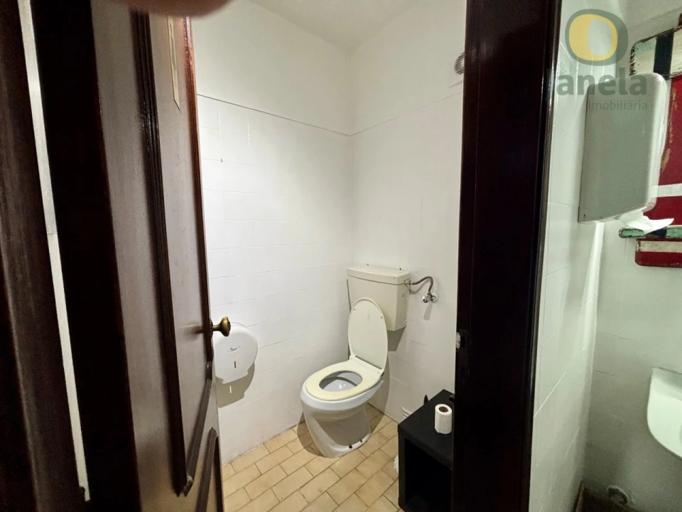 Negócio para Venda em Faro (Sé e São Pedro) Foto 16