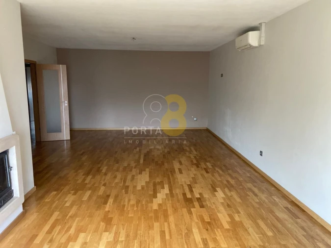 Apartamento T3 para Arrendamento em Custóias, Leça do Balio e Guifões Foto 12
