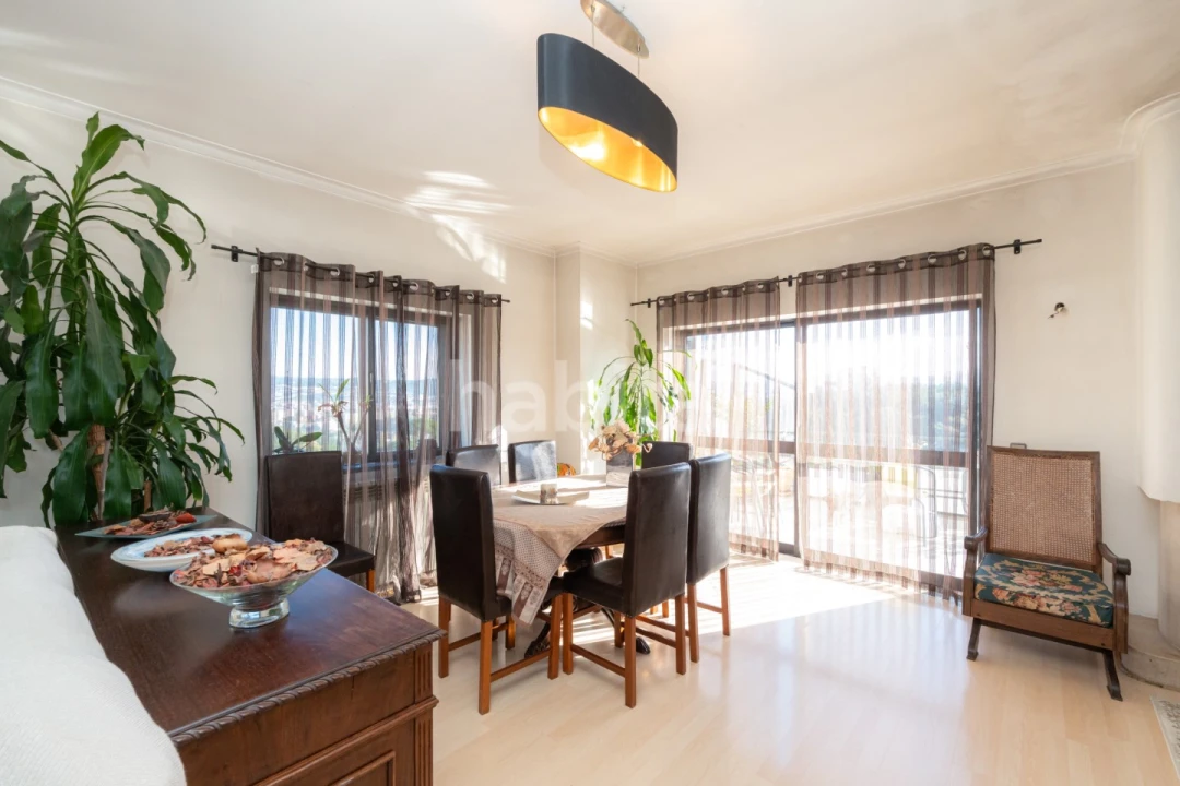 Apartamento T3 para Venda em Santa Clara e Castelo Viegas Foto 2