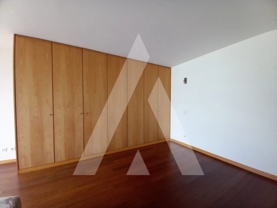 Apartamento T3 para Venda em Glória e Vera Cruz Foto 13