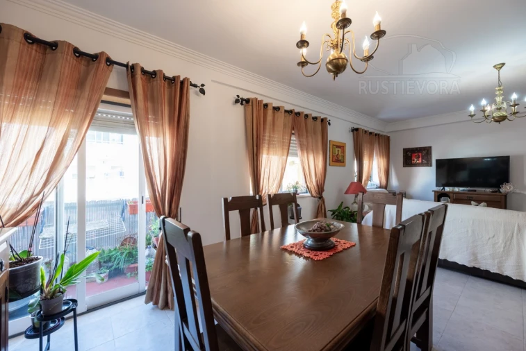 Apartamento T3 para Venda em Malagueira e Horta das Figueiras Foto 4