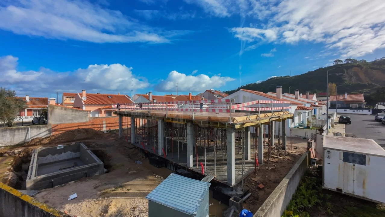 Moradia T3 para Venda em Santa Maria, São Pedro e Sobral da Lagoa Foto 7