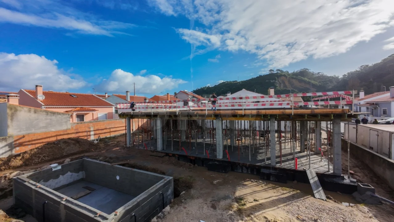 Moradia T3 para Venda em Santa Maria, São Pedro e Sobral da Lagoa Foto 8