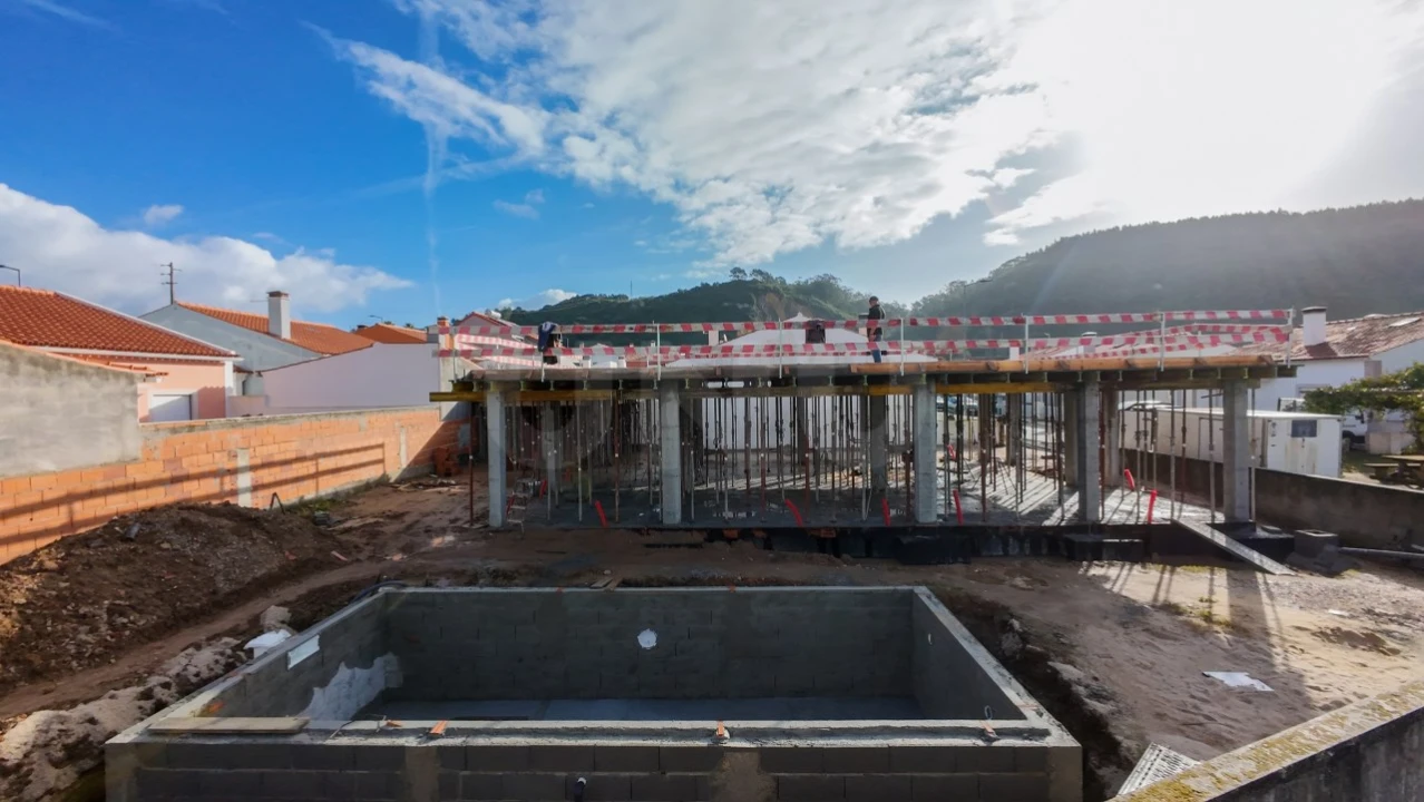 Moradia T3 para Venda em Santa Maria, São Pedro e Sobral da Lagoa Foto 9