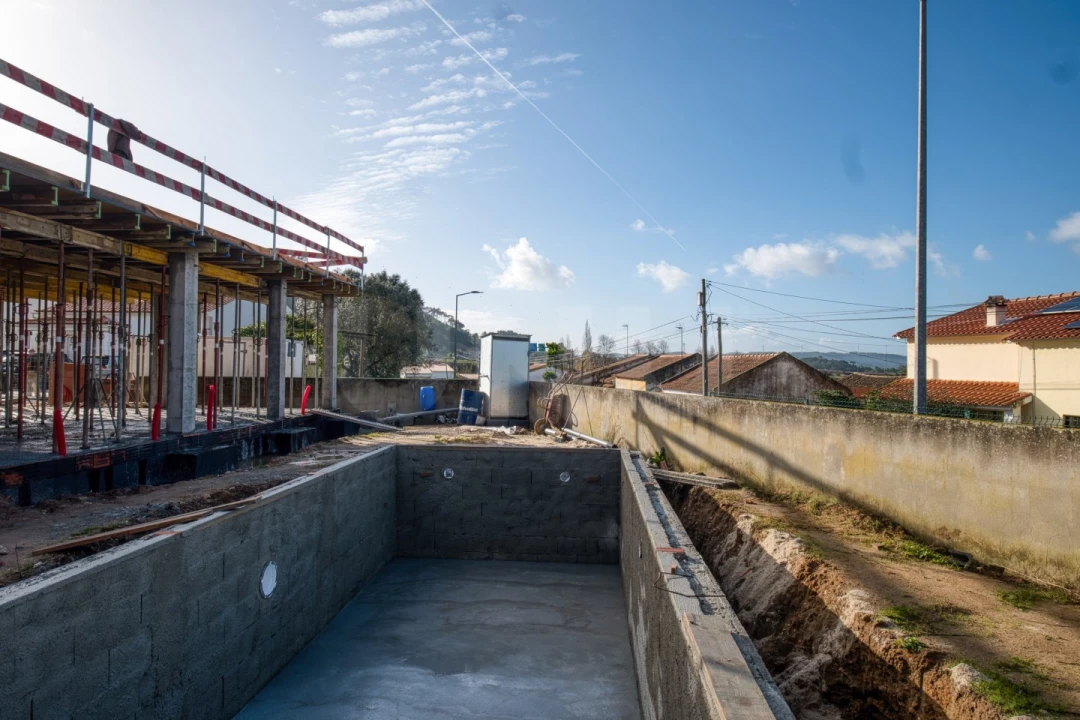 Moradia T3 para Venda em Santa Maria, São Pedro e Sobral da Lagoa Foto 13