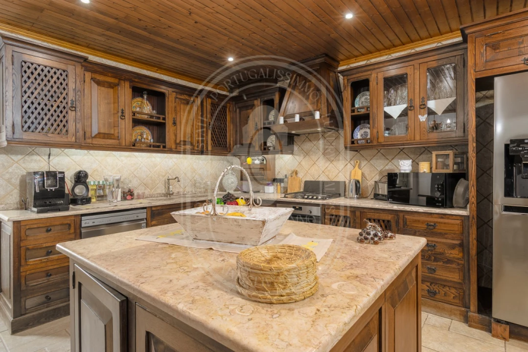 Moradia T4 para Venda em Asseiceira Foto 10