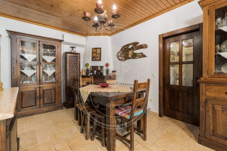 Moradia T4 para Venda em Asseiceira Foto 13