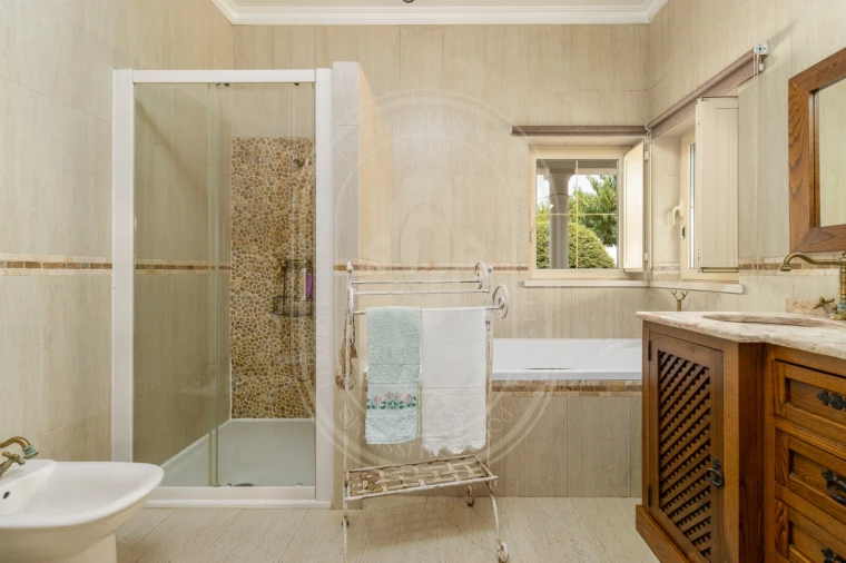 Moradia T4 para Venda em Asseiceira Foto 33