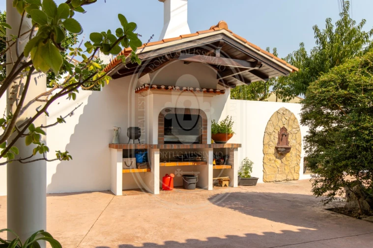 Moradia T4 para Venda em Asseiceira Foto 38