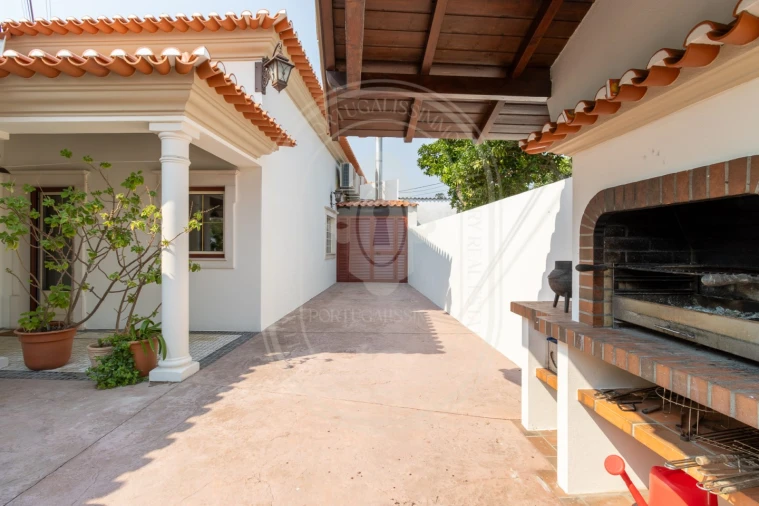 Moradia T4 para Venda em Asseiceira Foto 40