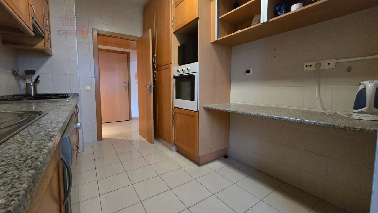 Apartamento T2 para Venda em Parque das Nações Foto 7
