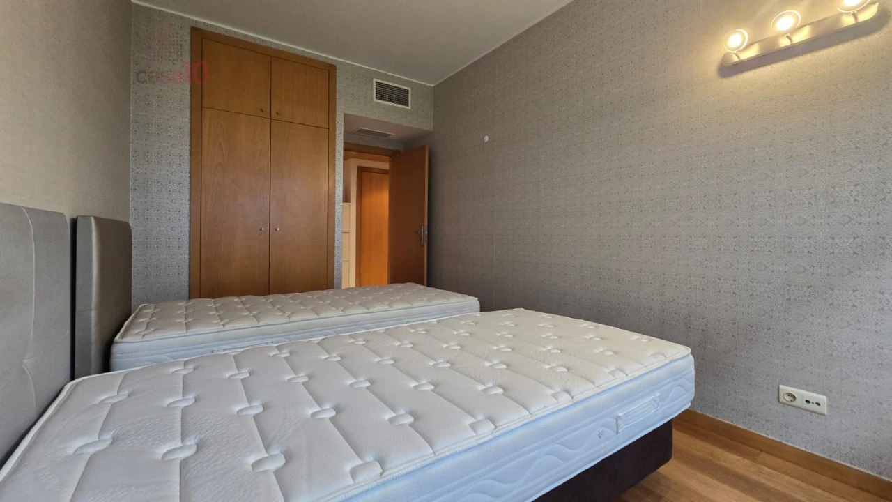 Apartamento T2 para Venda em Parque das Nações Foto 12