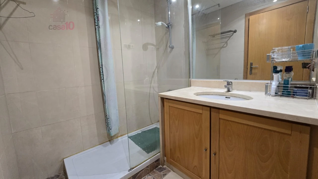 Apartamento T2 para Venda em Parque das Nações Foto 13