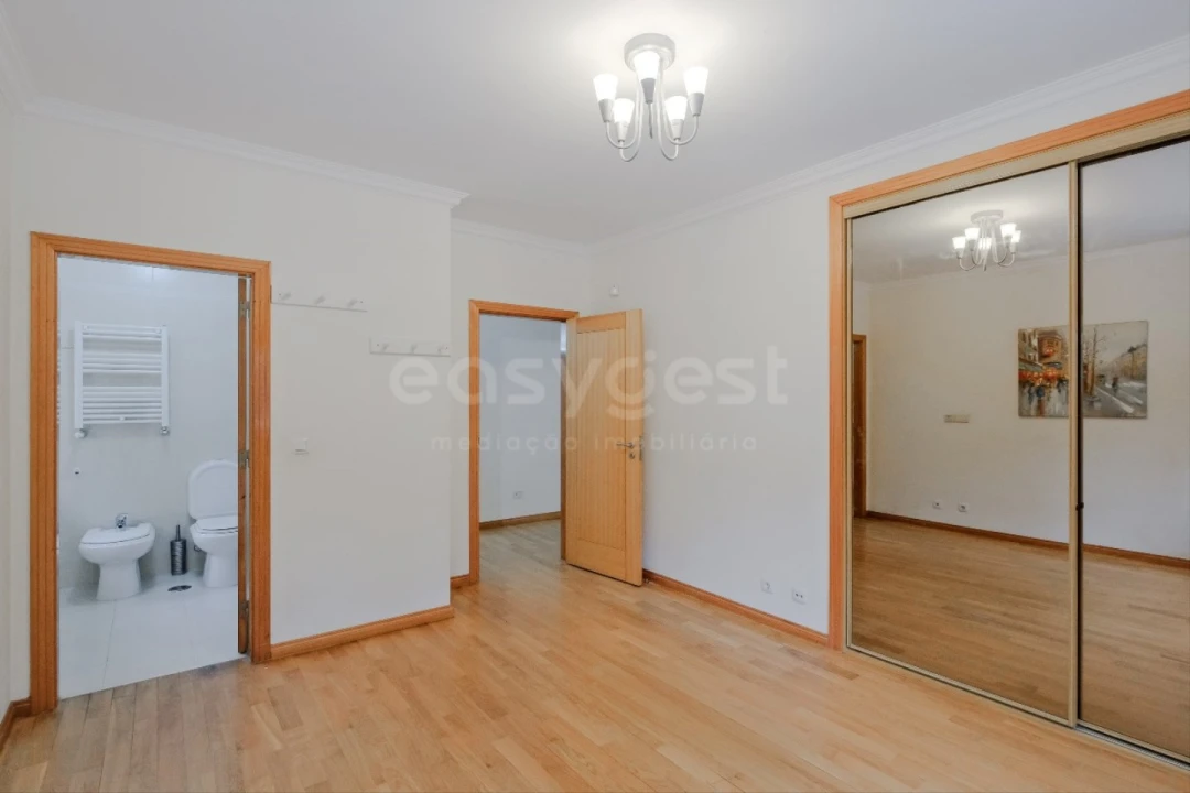 Apartamento T3 para Venda em Ramada e Caneças Foto 21