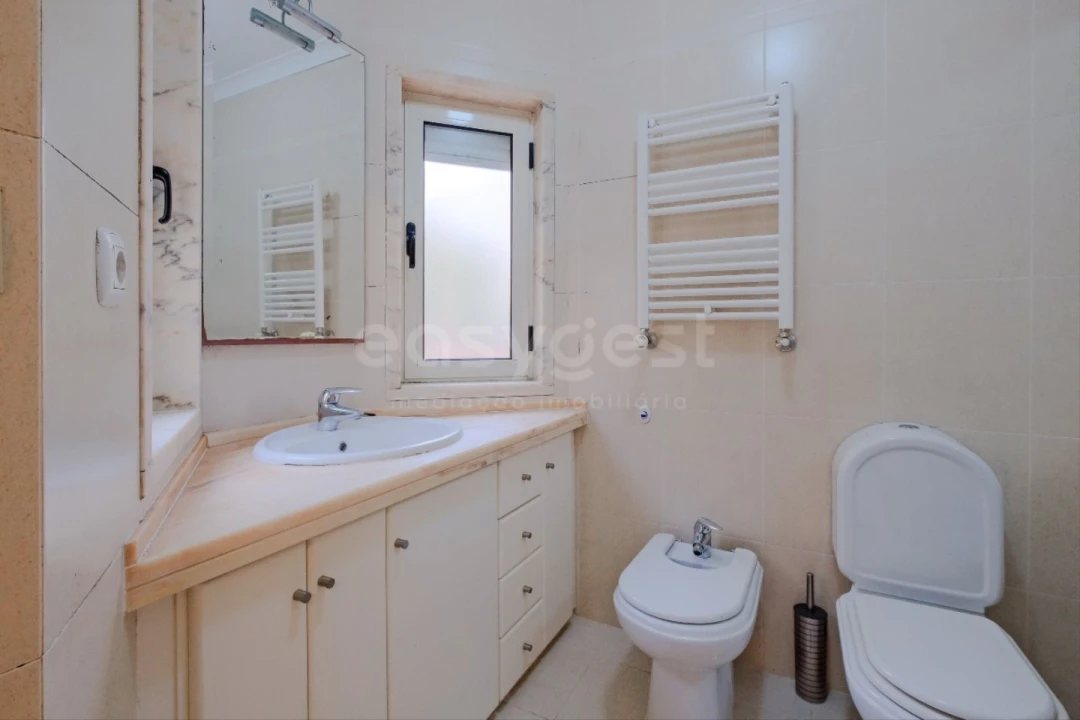 Apartamento T3 para Venda em Ramada e Caneças Foto 23