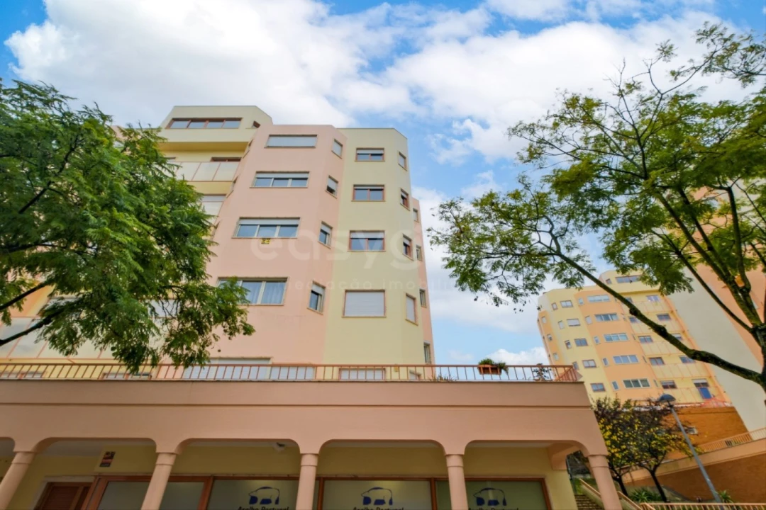 Apartamento T3 para Venda em Ramada e Caneças Foto 3